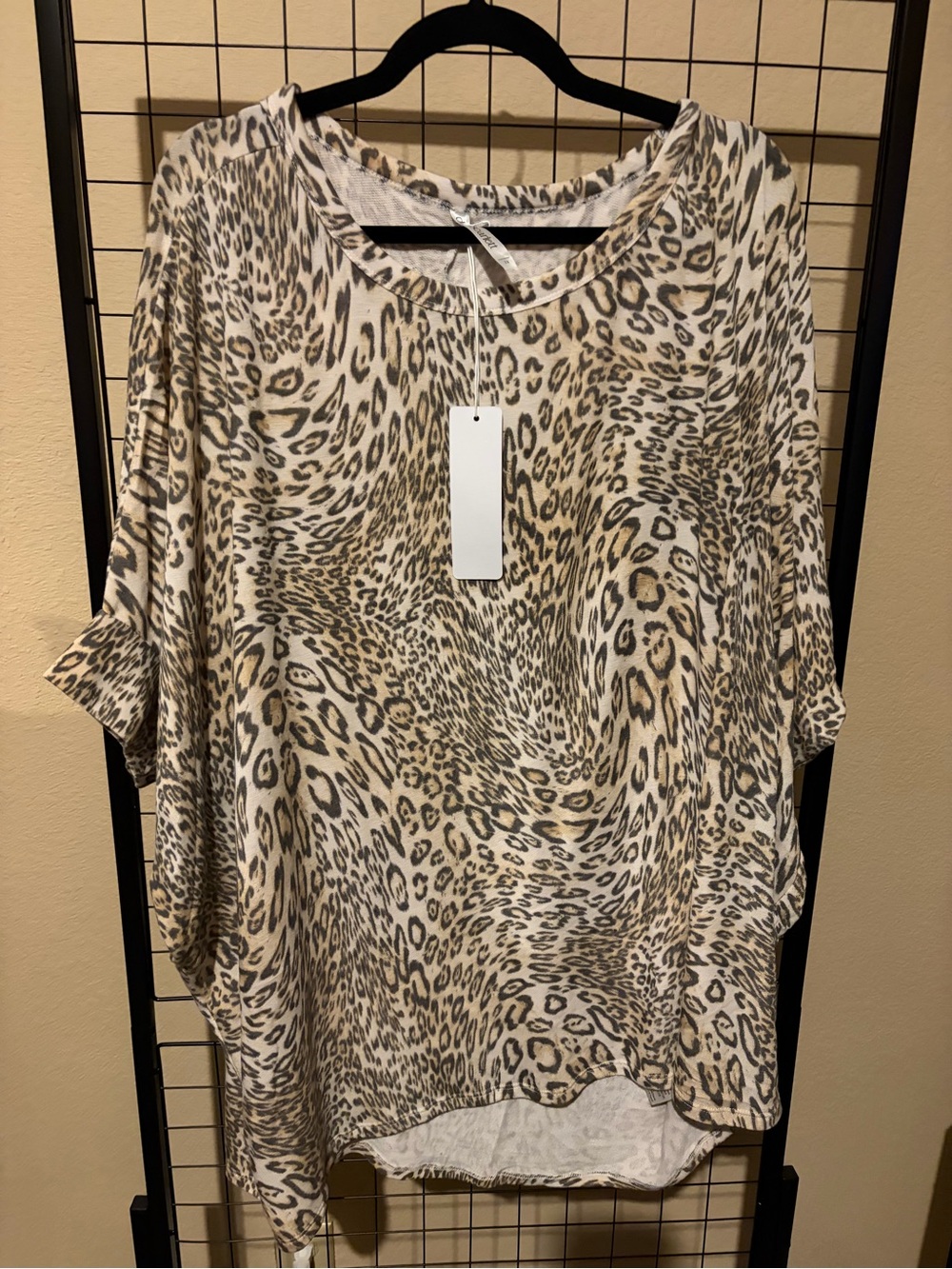 Dear Scarlett Women's Leopard Print Relaxed Tunic Top - Beige